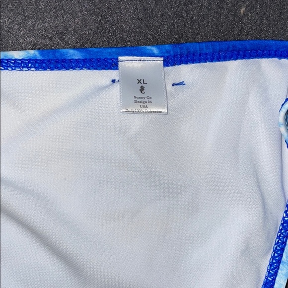 Bathing suit bottoms - Picture 4 of 4